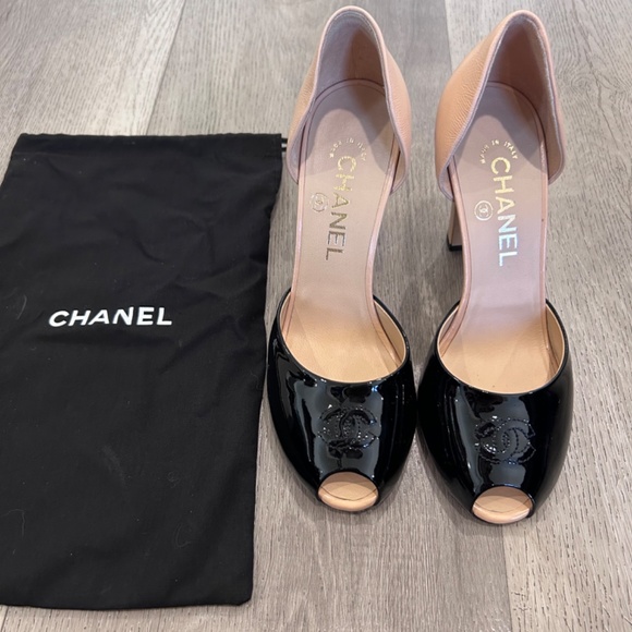 Chanel nude and black pumps. Size 36 - Picture 2 of 7